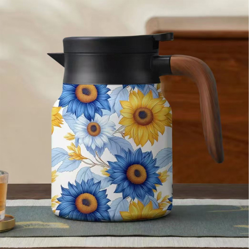 Retro floral pattern teapot