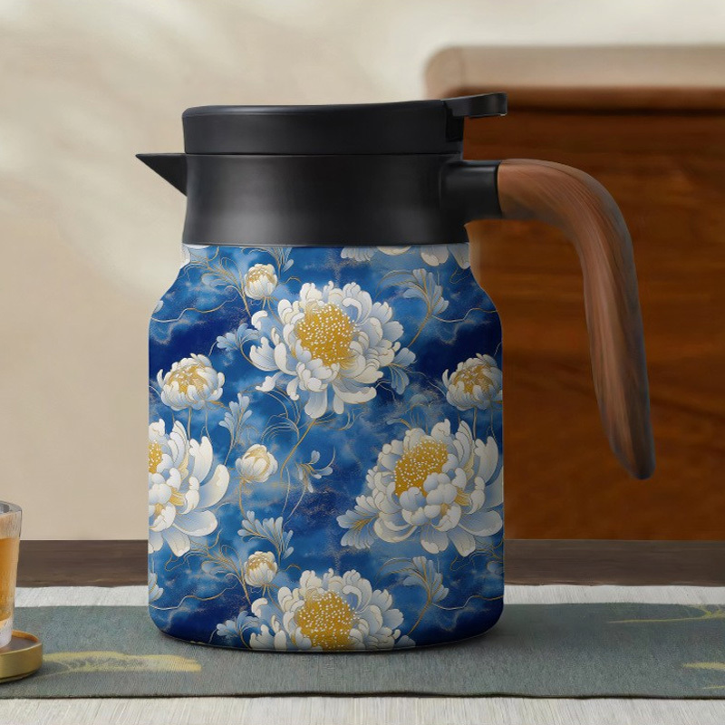 Retro floral pattern teapot