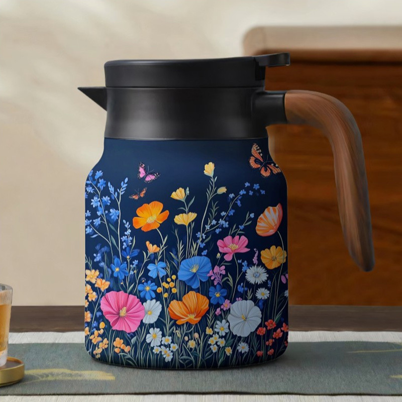 Retro floral pattern teapot