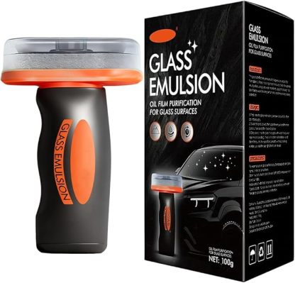 Car glass cleaning brush for removing oil film