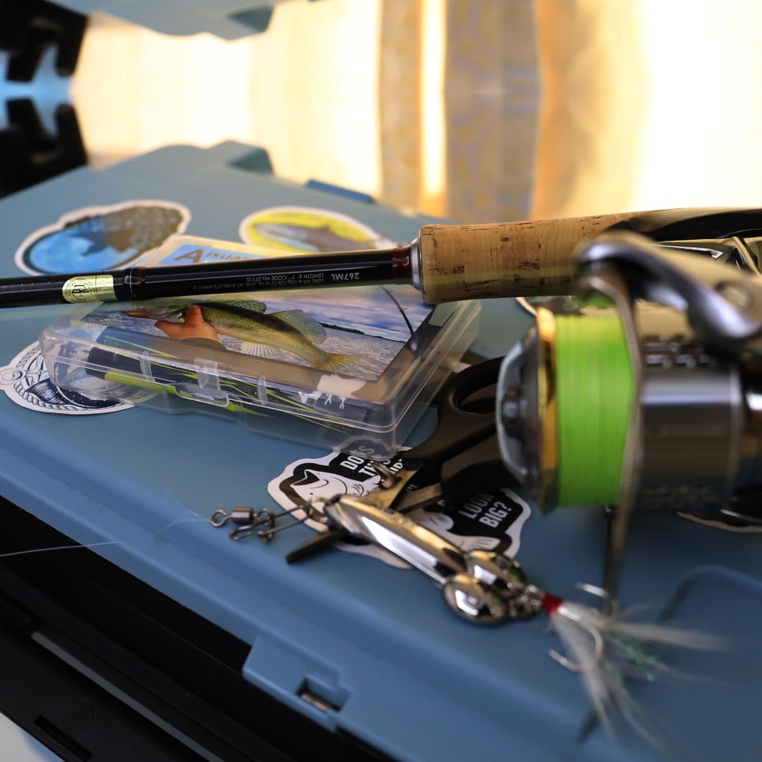 Bass Fishing Lure, Fishing Spoons, Topwater Fishing Lures with Trebles Hooks, Trout Fishing Lures, Fishing Tackle for Freshwater and Saltwater, Fishing Gifts for Men