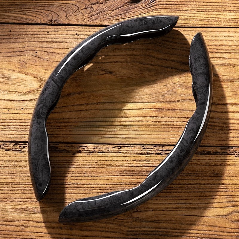Rosewood Steering Wheel Cover – Elegant, Non-slip, Comfortable