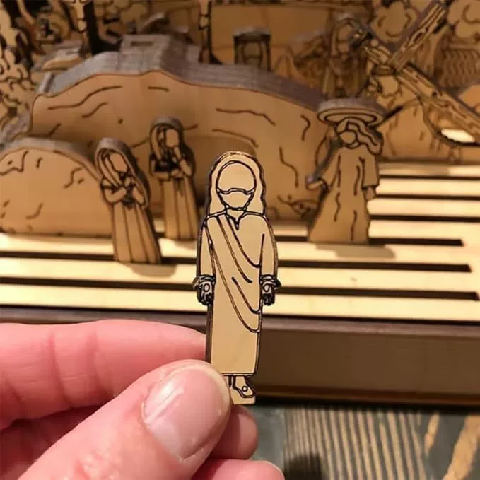 ✝️ 2025 Family Easter Holy Week Gift – Wooden Holy Week Book Toy Set