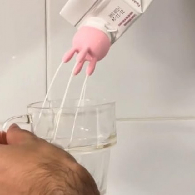 Fun milk splitter milking