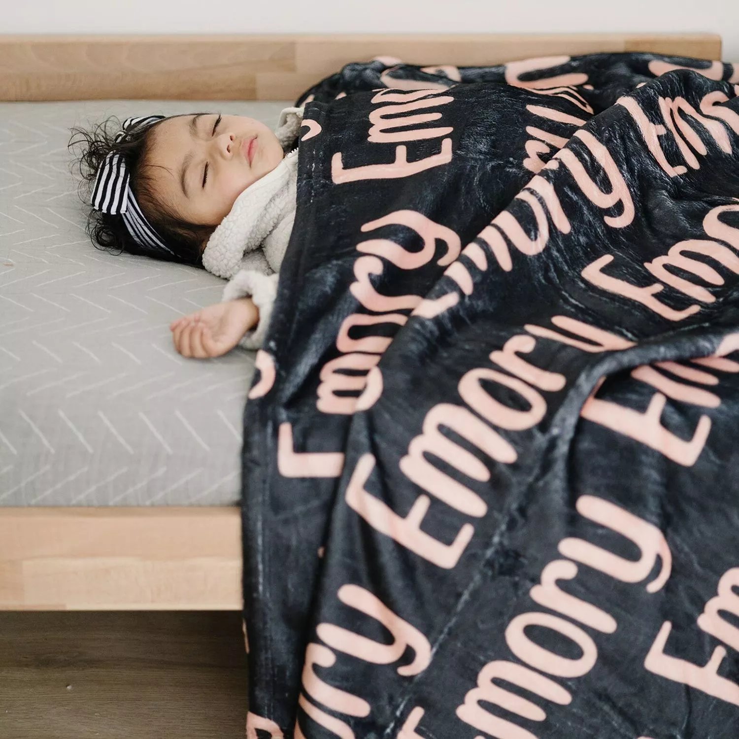 🎁The Best Gift For Kids🎁 High Quality Personalized Super Soft Name Family Blanket