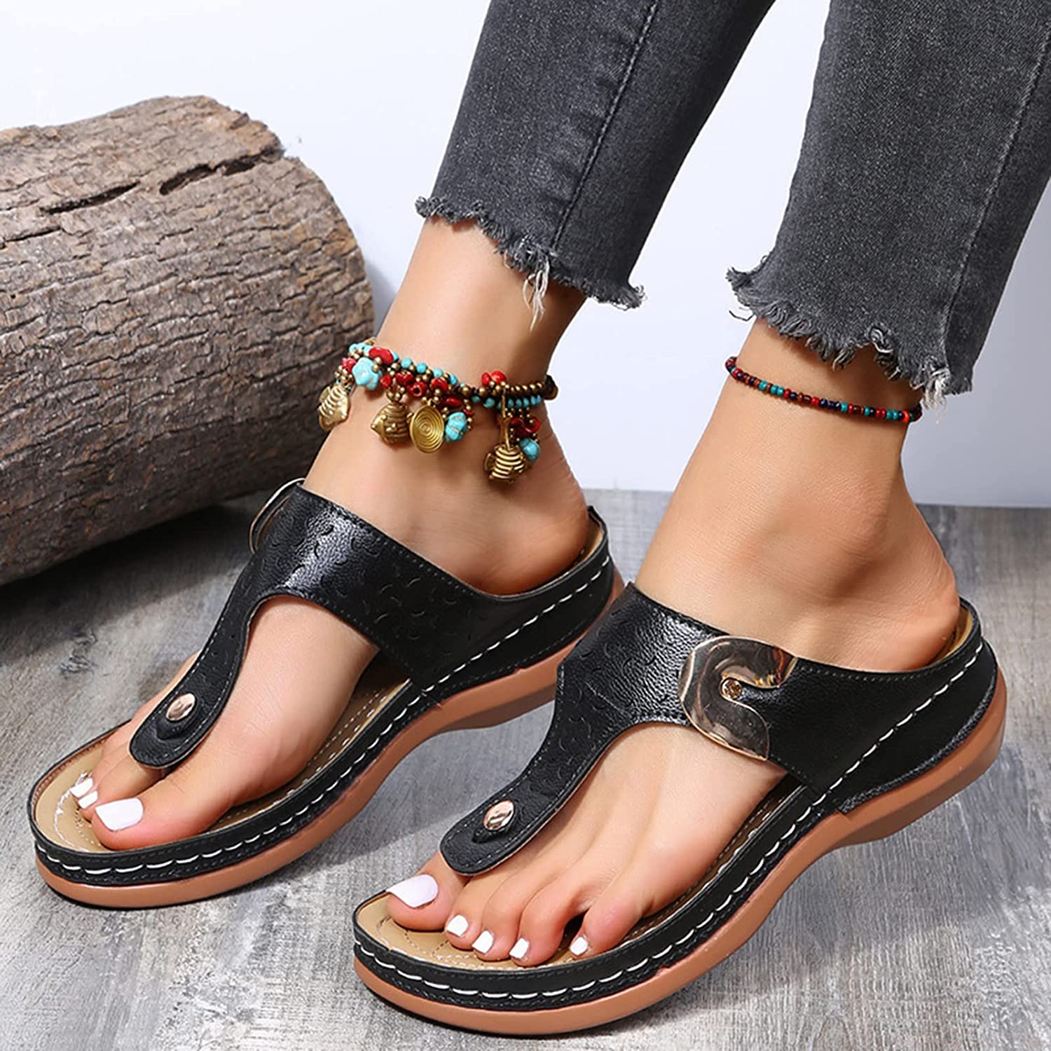 2023 Summer New Women's Metal Decor Feature Pattern Wedge Flip-Flops