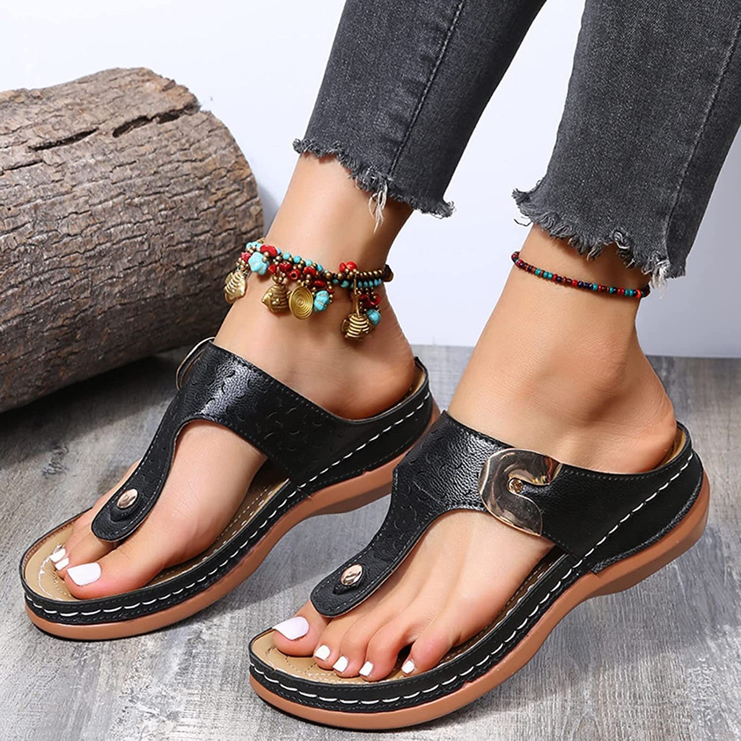 2023 Summer New Women's Metal Decor Feature Pattern Wedge Flip-Flops
