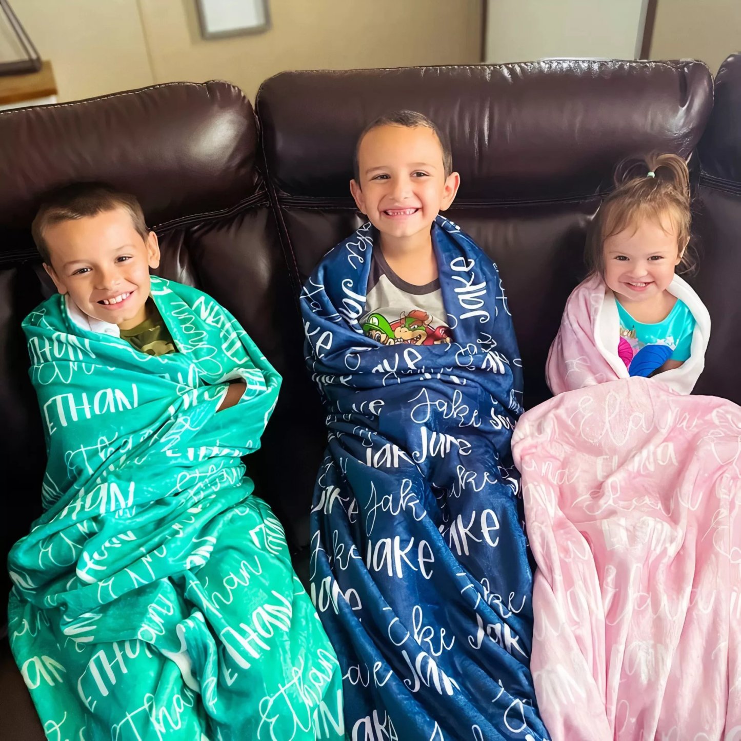 🎁The Best Gift For Kids🎁 High Quality Personalized Super Soft Name Family Blanket