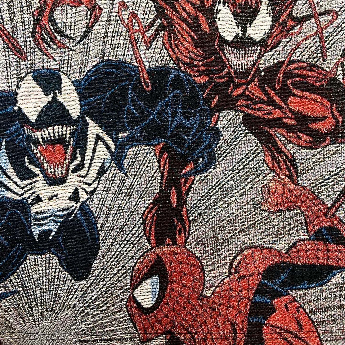 SPIDER-MAN TAPESTRY HOODIE Tapestryifeel