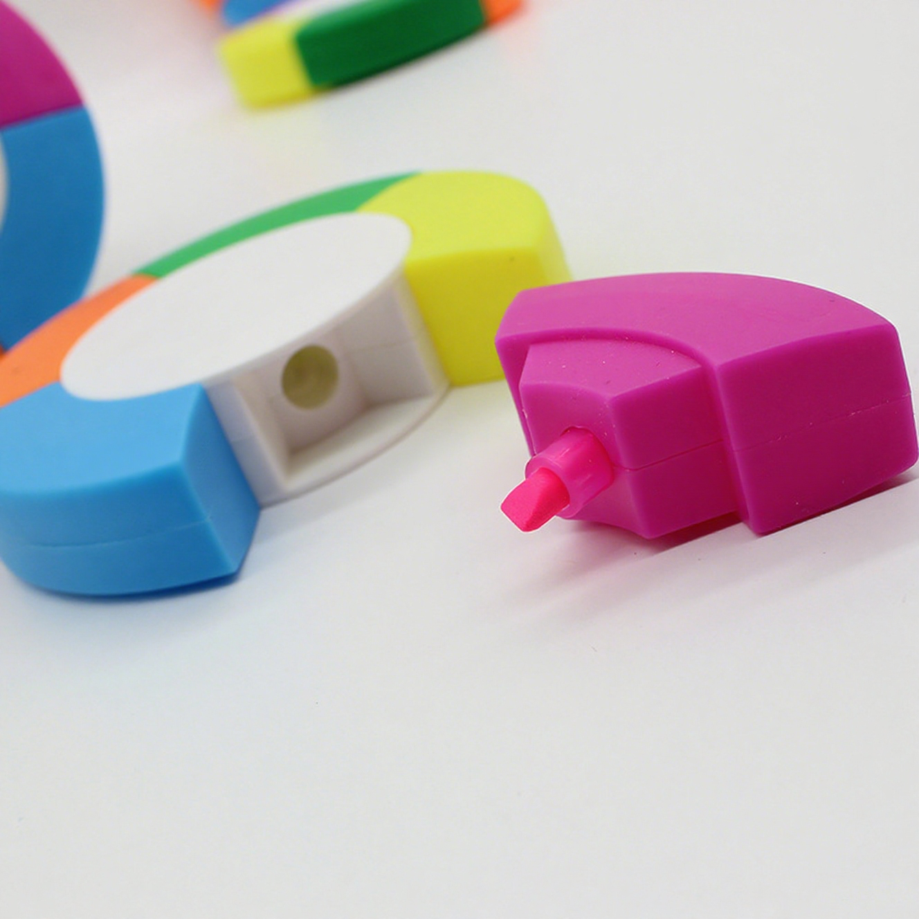 Five-Color Round Highlighters