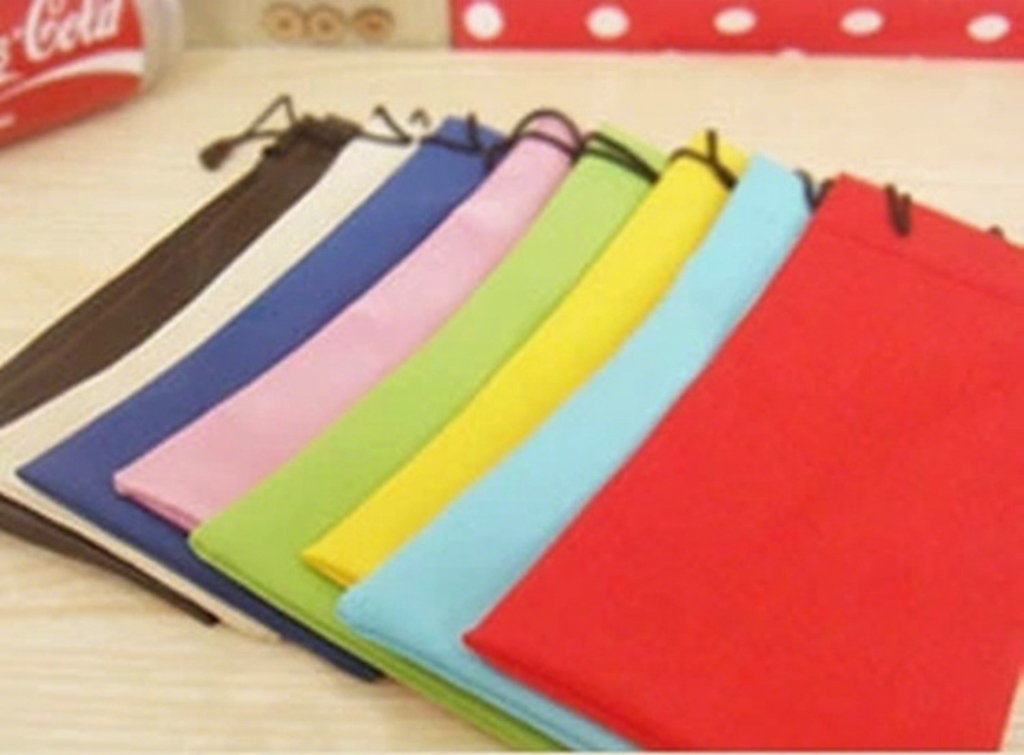Solid Color Microfiber Glasses Pouch with Drawstring