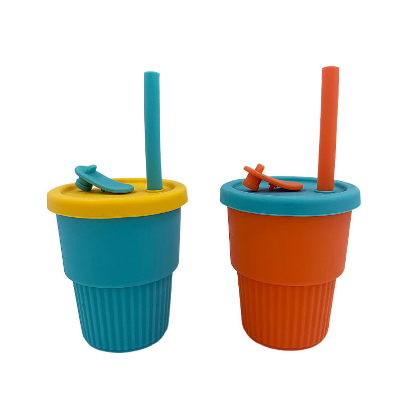 Silicone Coffee Mug with Straw