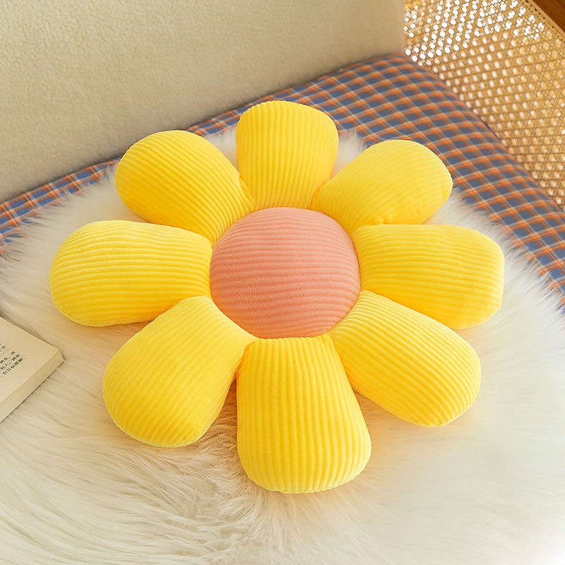 Daisy Plush Seat Cushion