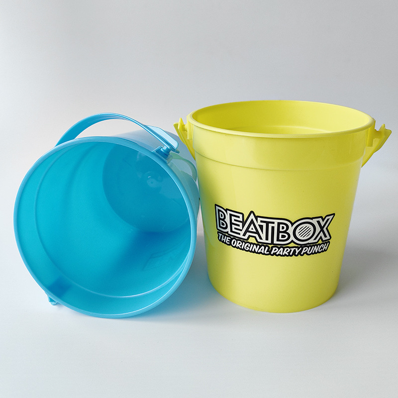 The 32oz Plastic Handle Cup