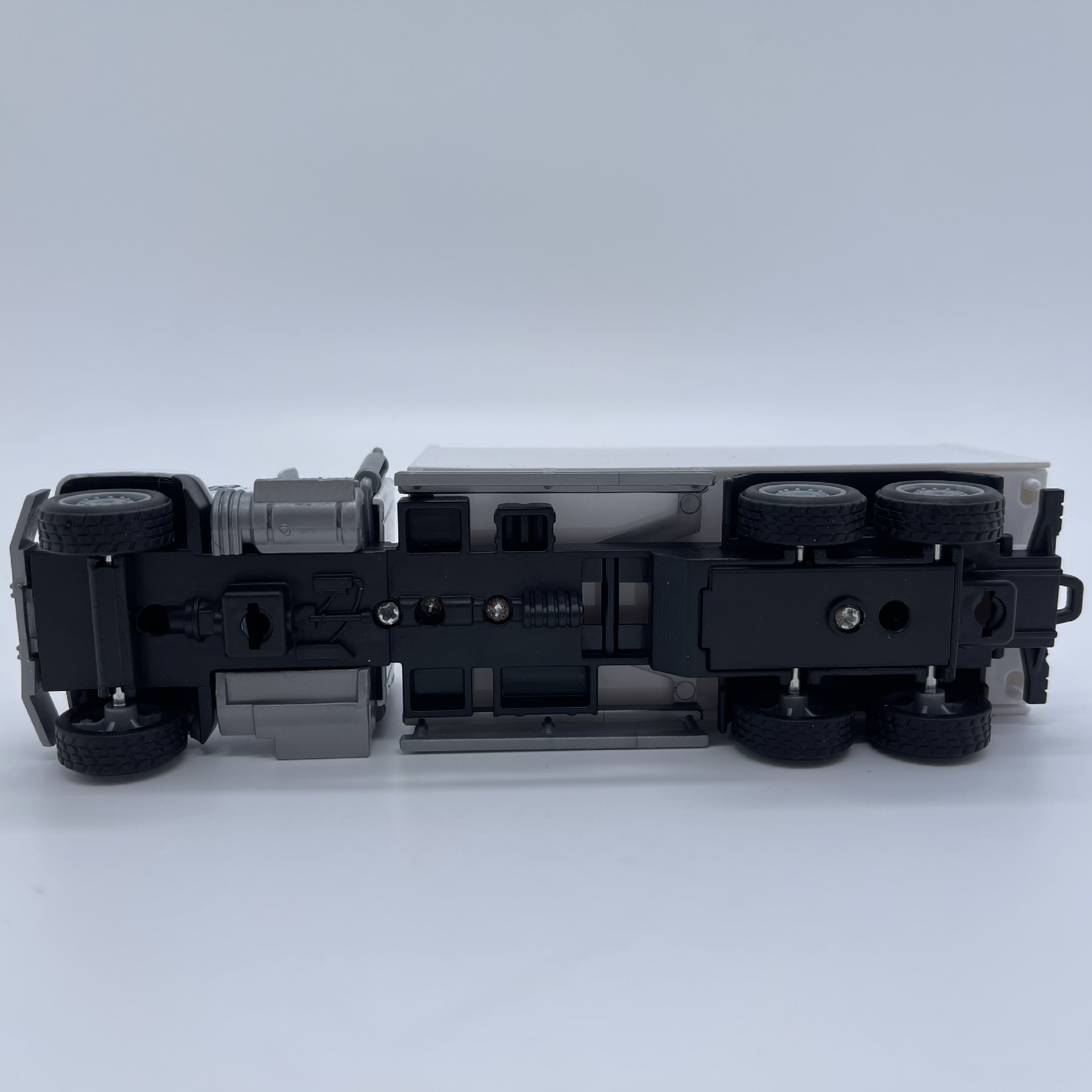 6.1" Pull Back Toy Semi Truck