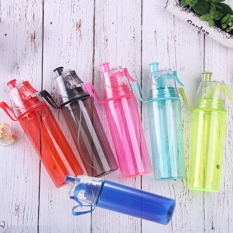 Eco-friendly 20 Oz Plastic Water Bottle with Spray Nozzle
