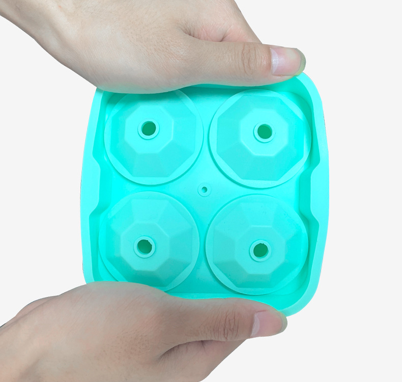 4-cavity Diamond Shaped Silicone Ice Tray