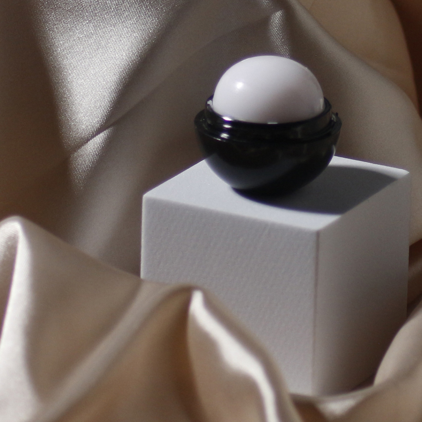 Scented Lip Balm Ball