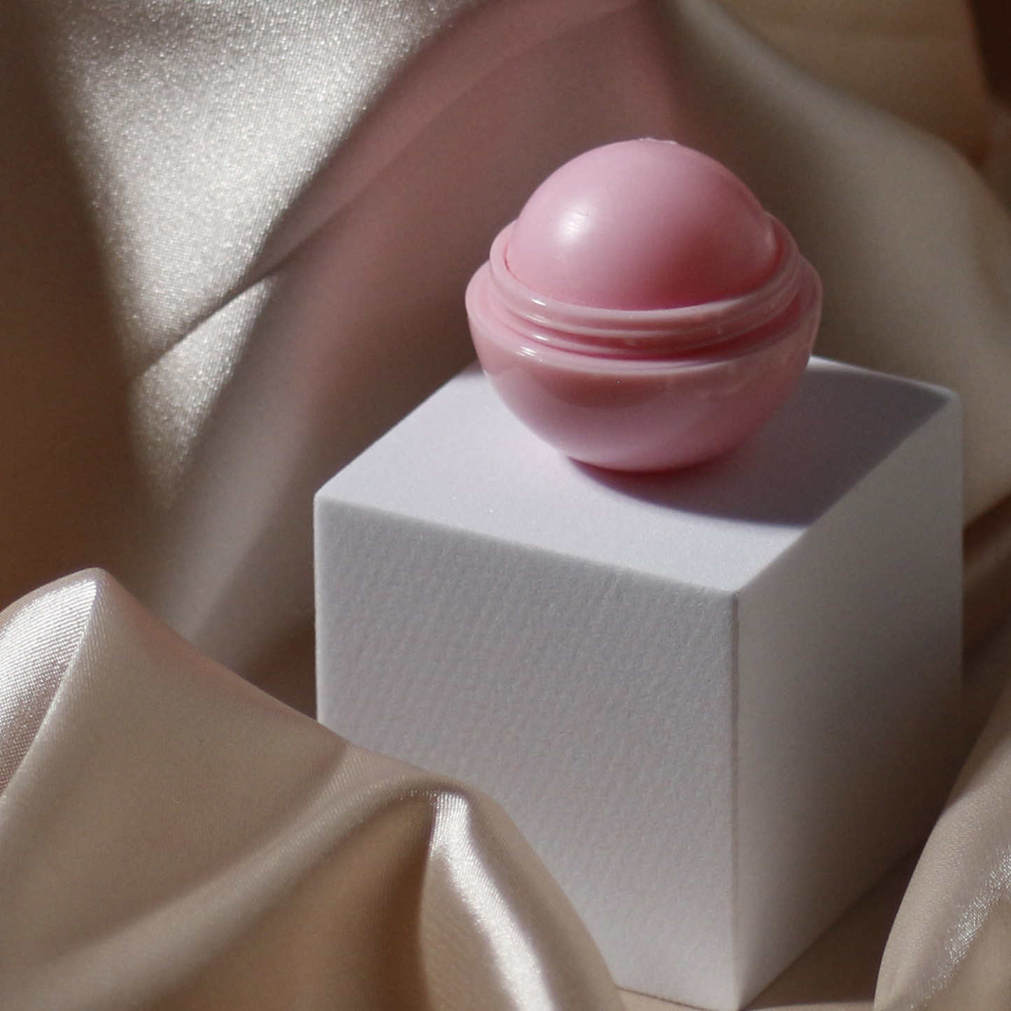 Scented Lip Balm Ball