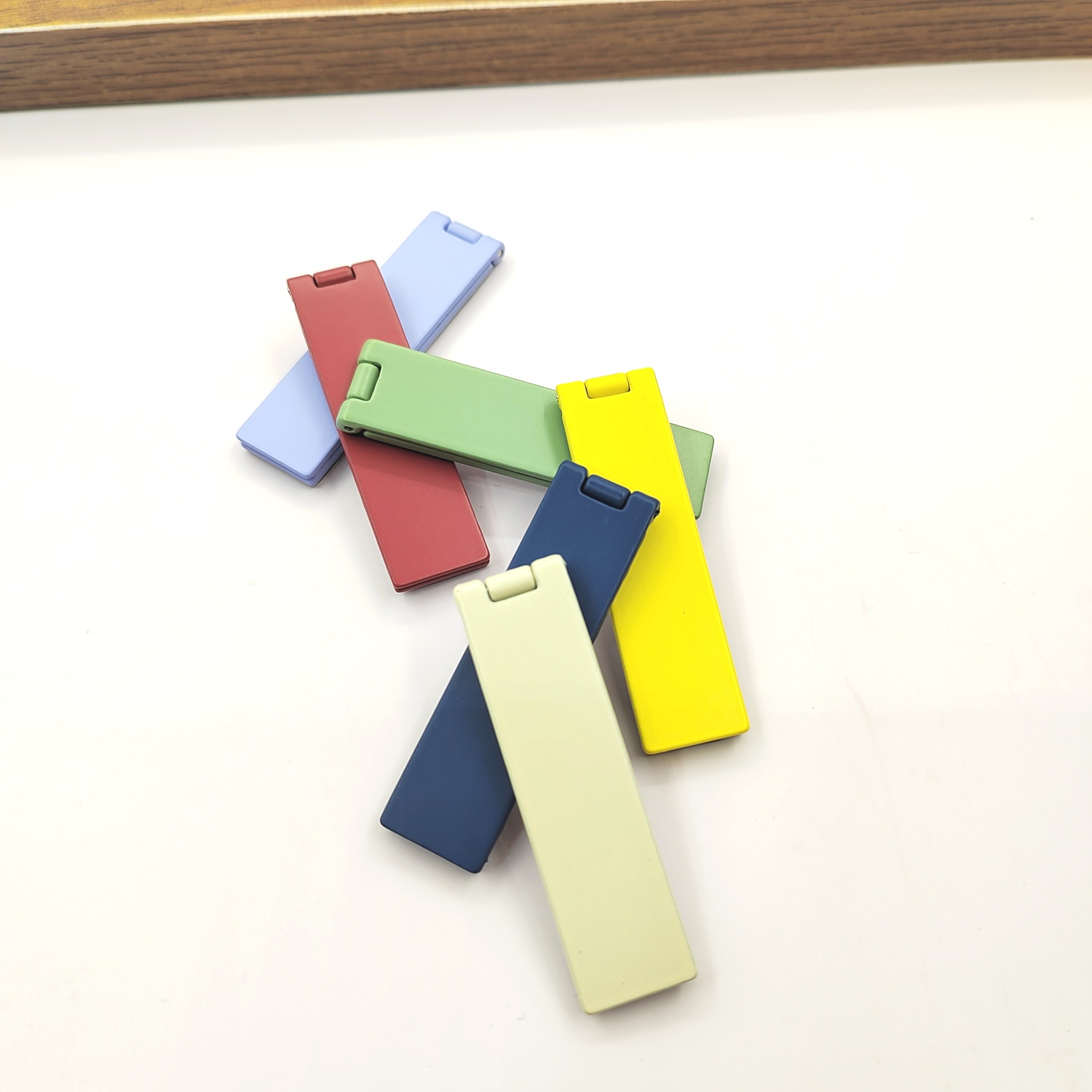 Rectangular Metal Phone Stand