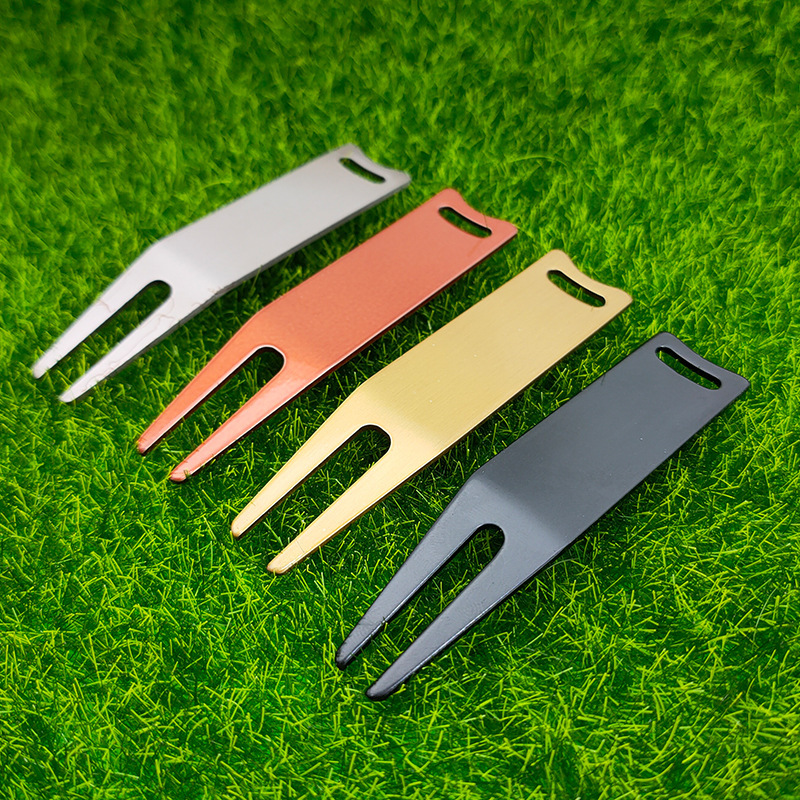  Iron Golf Divot Repair Tool
