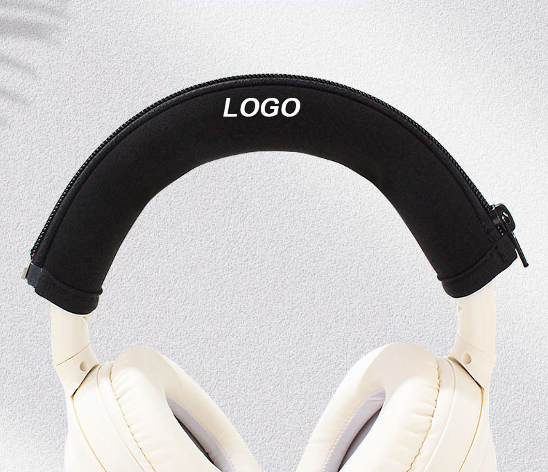 Zippered Neoprene Headphone Sleeve