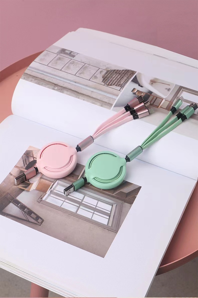 Retractable 3-in-1 Charging Cable