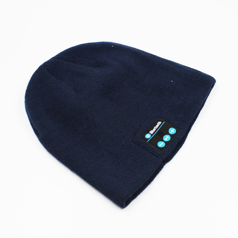 Knitted Beanie w/Wireless Headphones