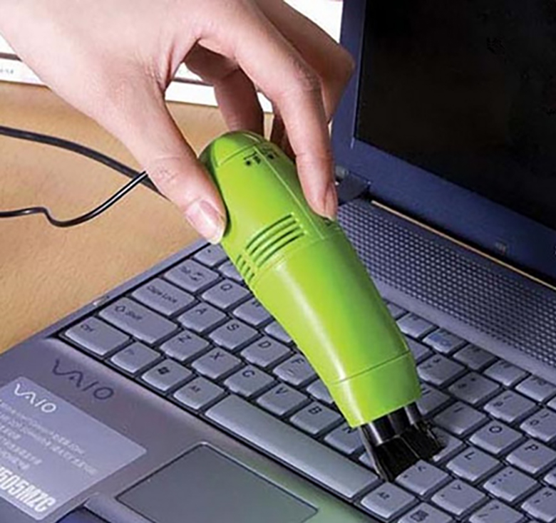 USB Keyboard Vacuum Cleaner