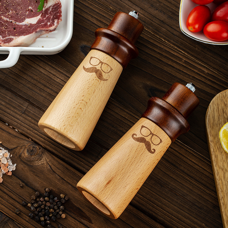 Gentleman Wooden Pepper Grinder
