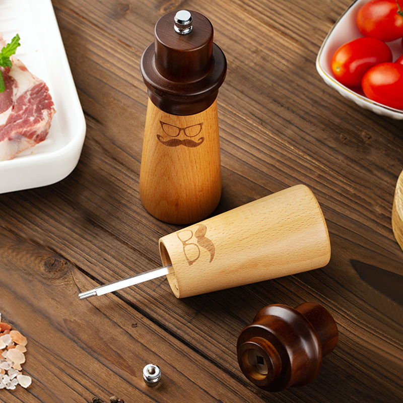 Gentleman Wooden Pepper Grinder