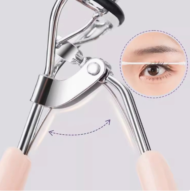 Wide-Angle Handle Eyelash Curler