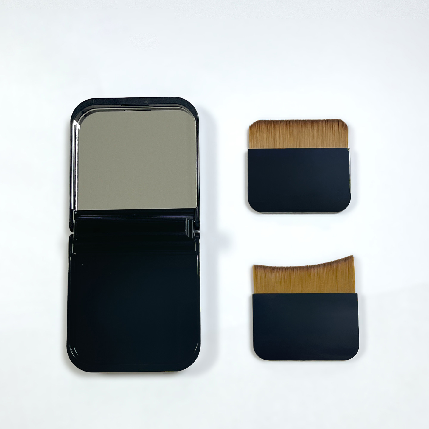 Portable Mirror Storage Case with Foundation Brushes
