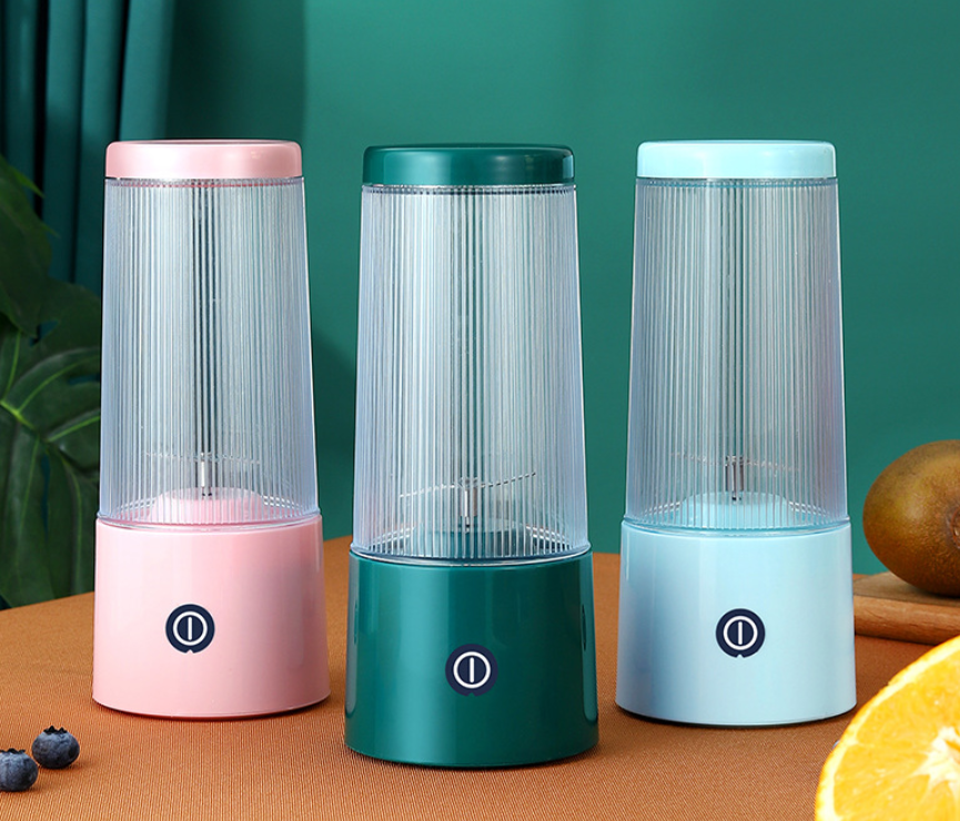 Portable Mini Juicer Cup