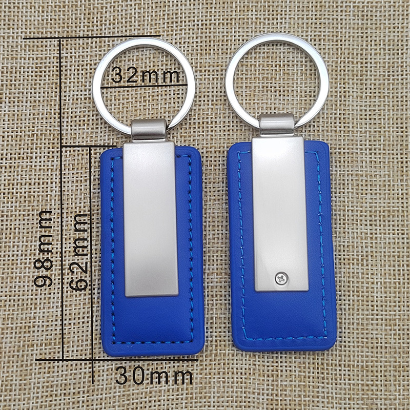 Metal PU Leather Keychain