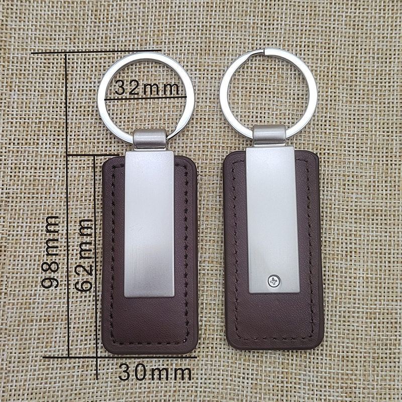 Metal PU Leather Keychain