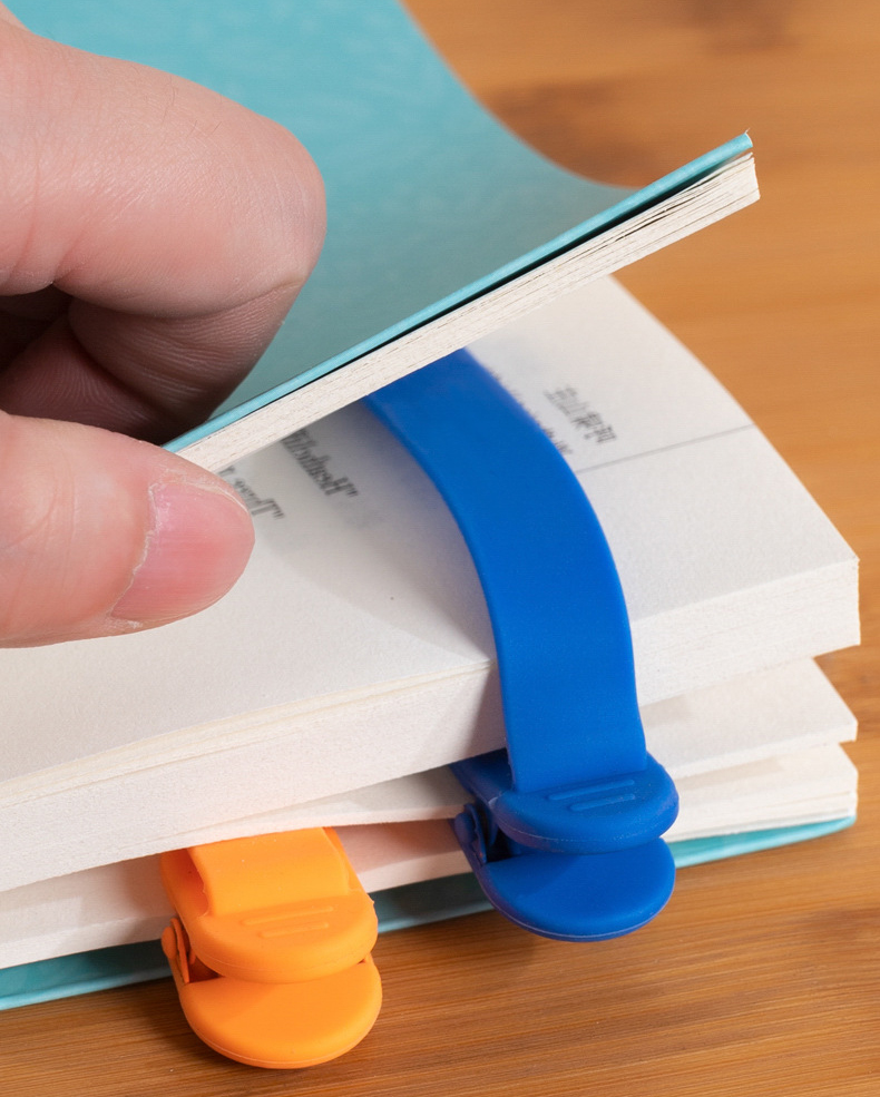 Silicone Auto Follow Bookmark