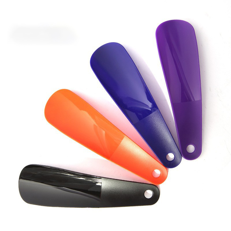 Hangable Shoe Horn