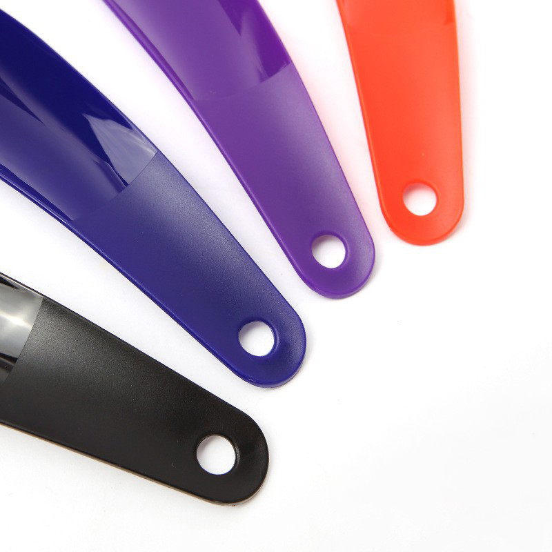 Hangable Shoe Horn