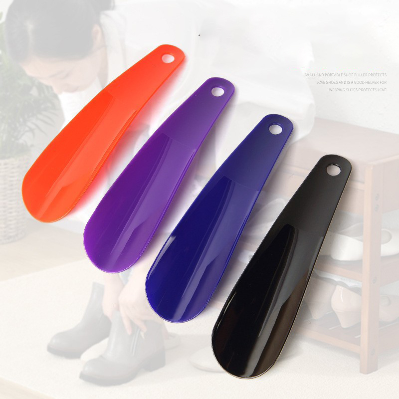 Hangable Shoe Horn