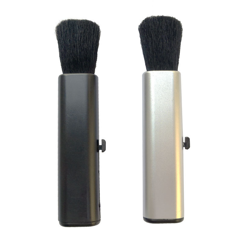 Retractable Cleaning Brush