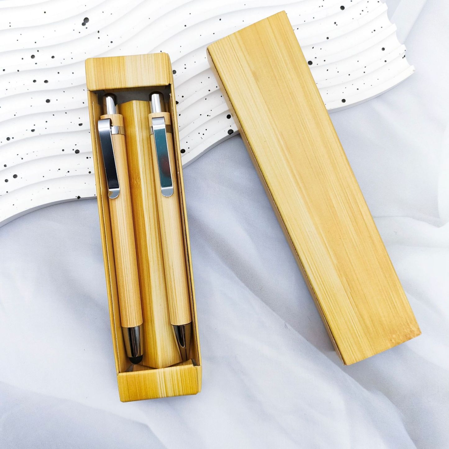 Bamboo Pen Case w/2 Bamboo Pens