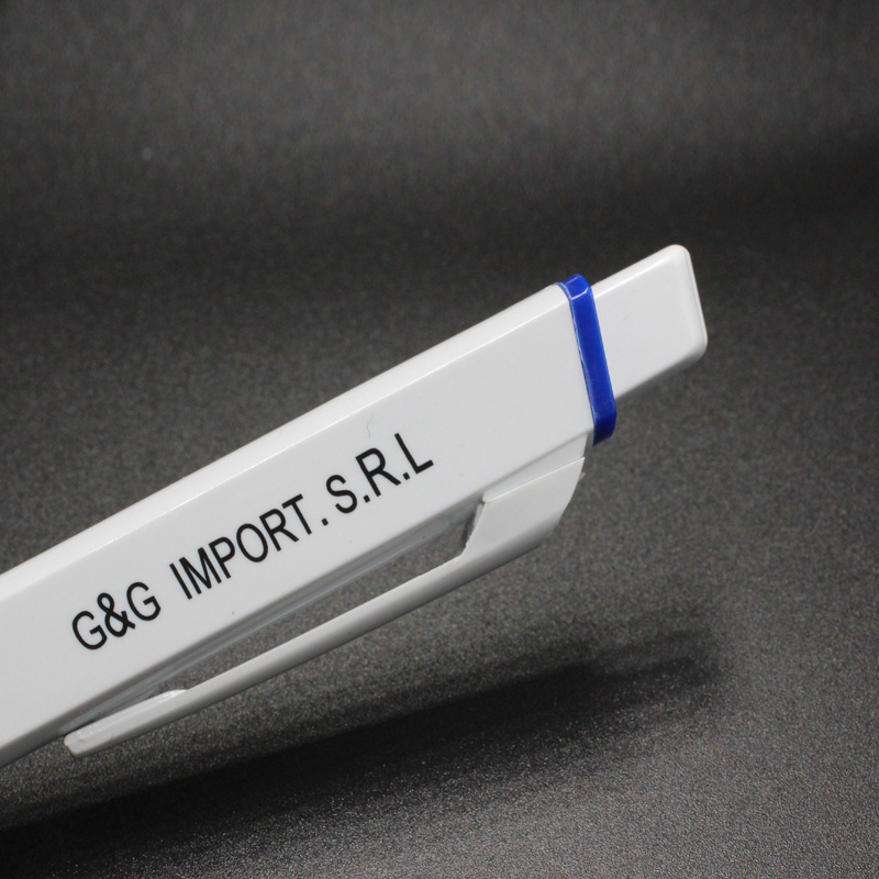 Custom Logo Retractable Ballpoint Pens with Vibrant Grips