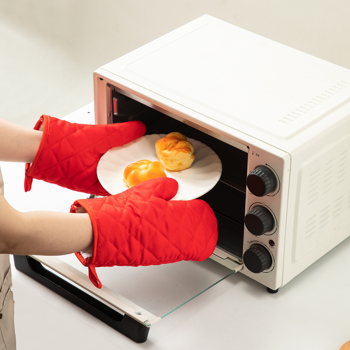 Heat-resistant Oven Mitts