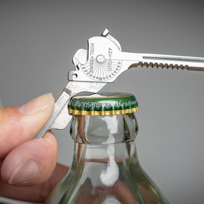  8-in-1 EDC MT Keychain