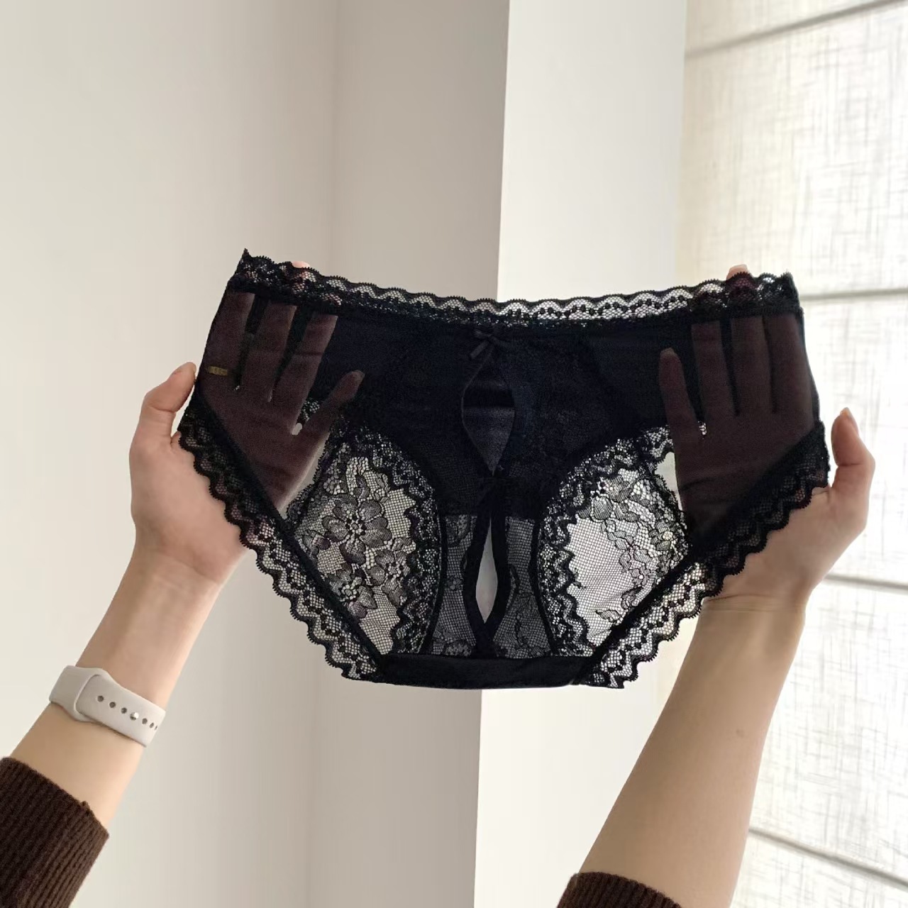 Sexy Lace Trim Panties[4-Pack] – Seamless, Breathable, and Antibacterial for All-Day Freshness