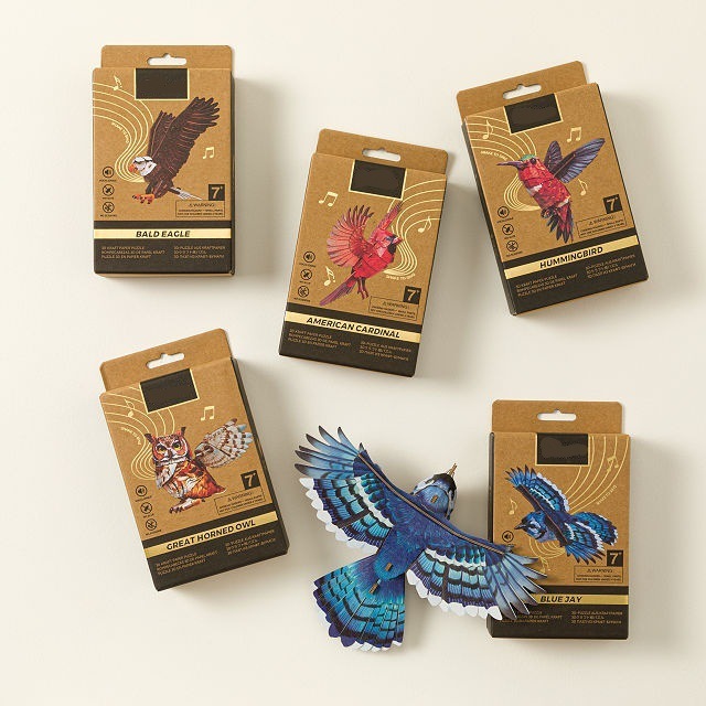 Bird Assembly Kit Handmade jigsaw puzzle