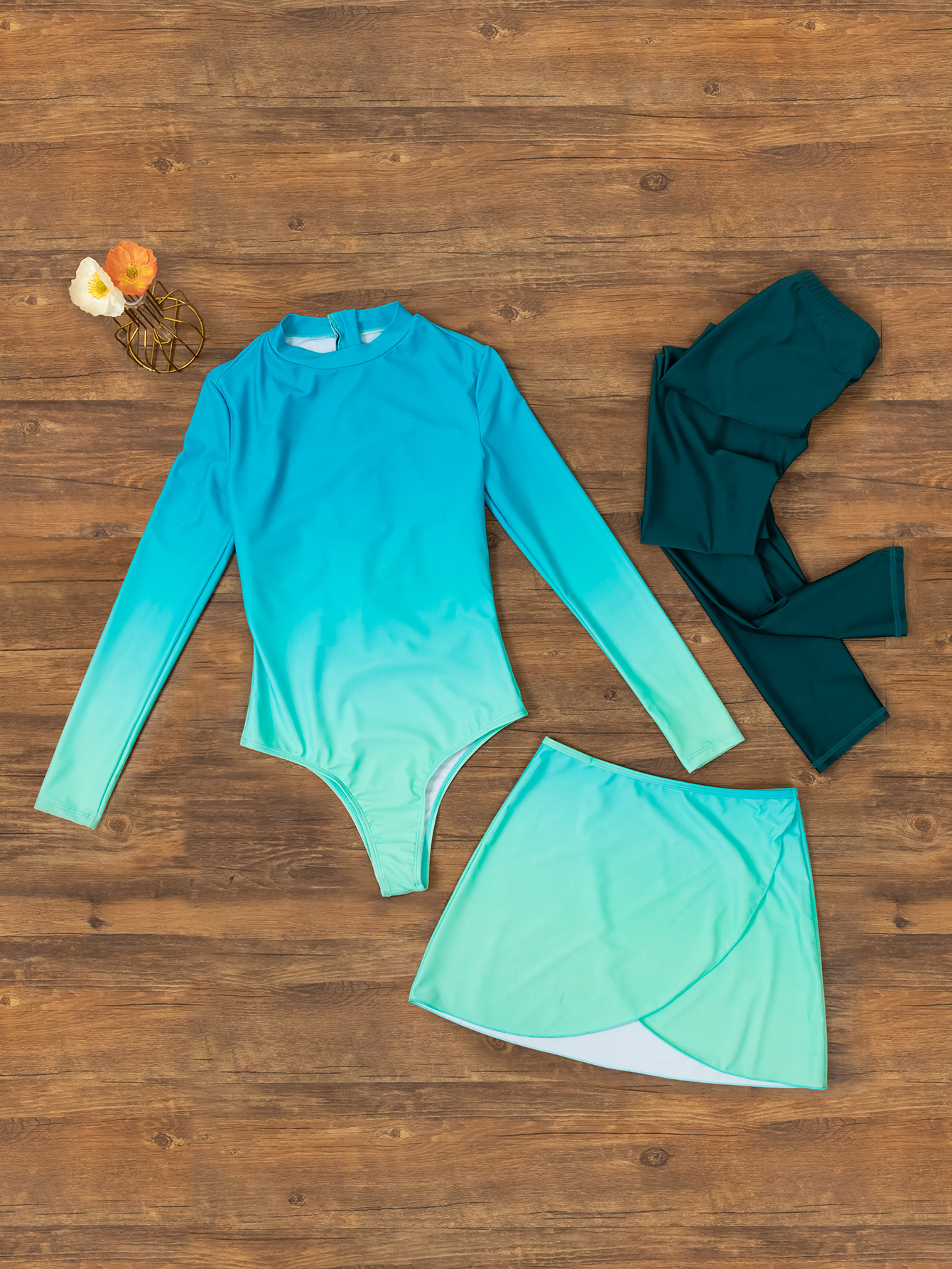 YearPeak 3-Piece Swim Set