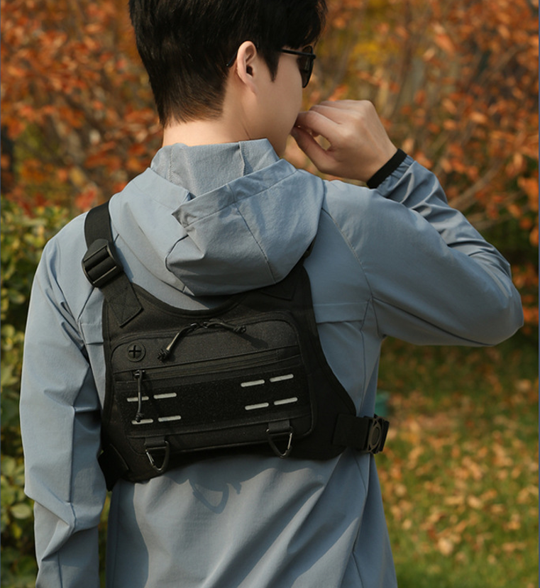Cycling Best Anti-Theft Reflective Running Chest Bag - Lightweight EDC Pack for Cycling, Hiking