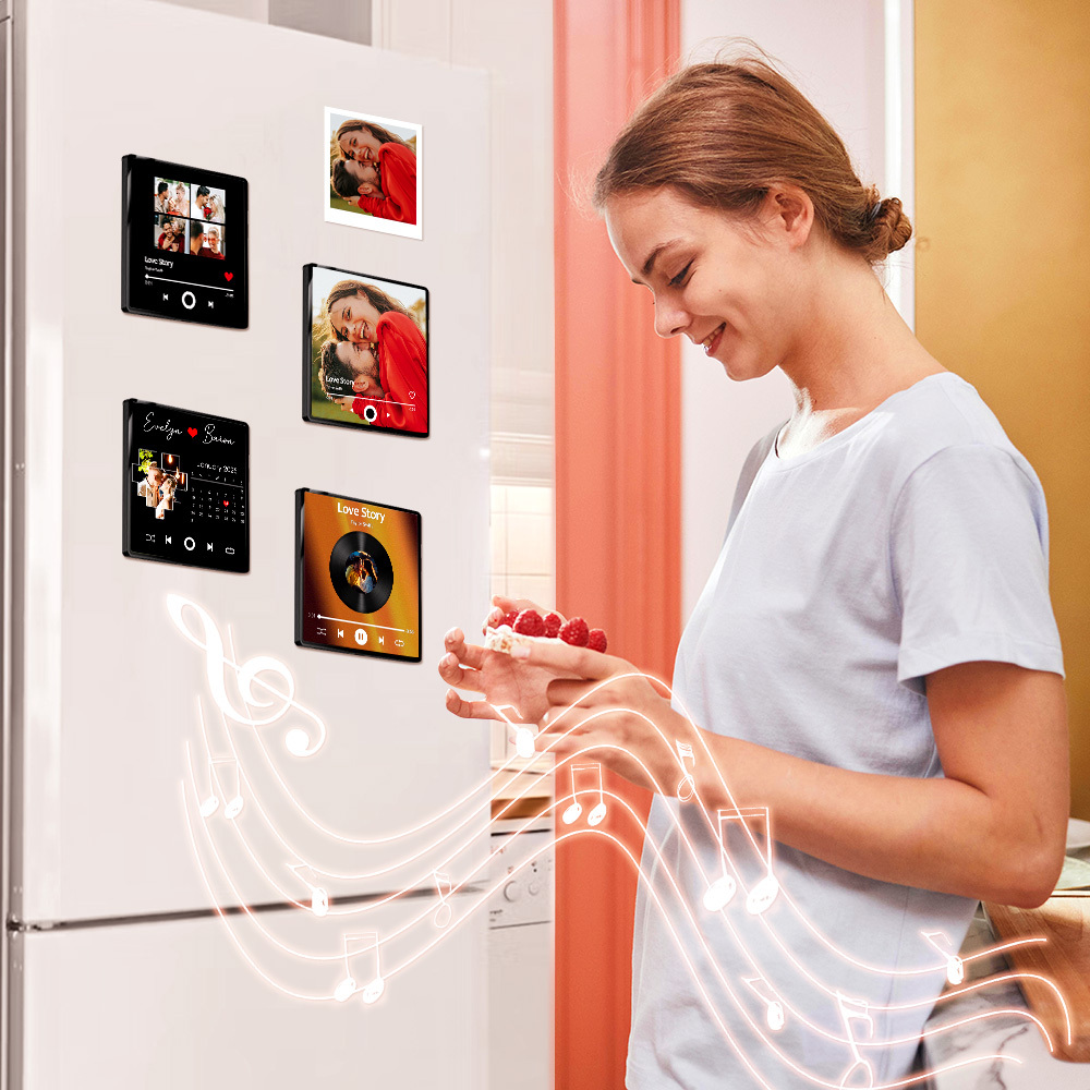 Personalisierter Musik Kühlschrankmagnet mit 9 Collage Fotos und Ganzem Lied Abspielbar